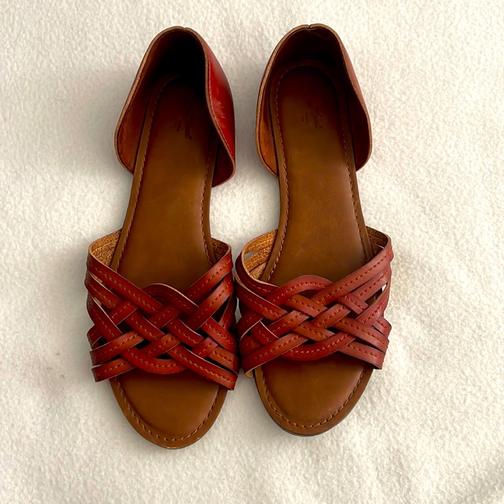 Woman’s  sandals